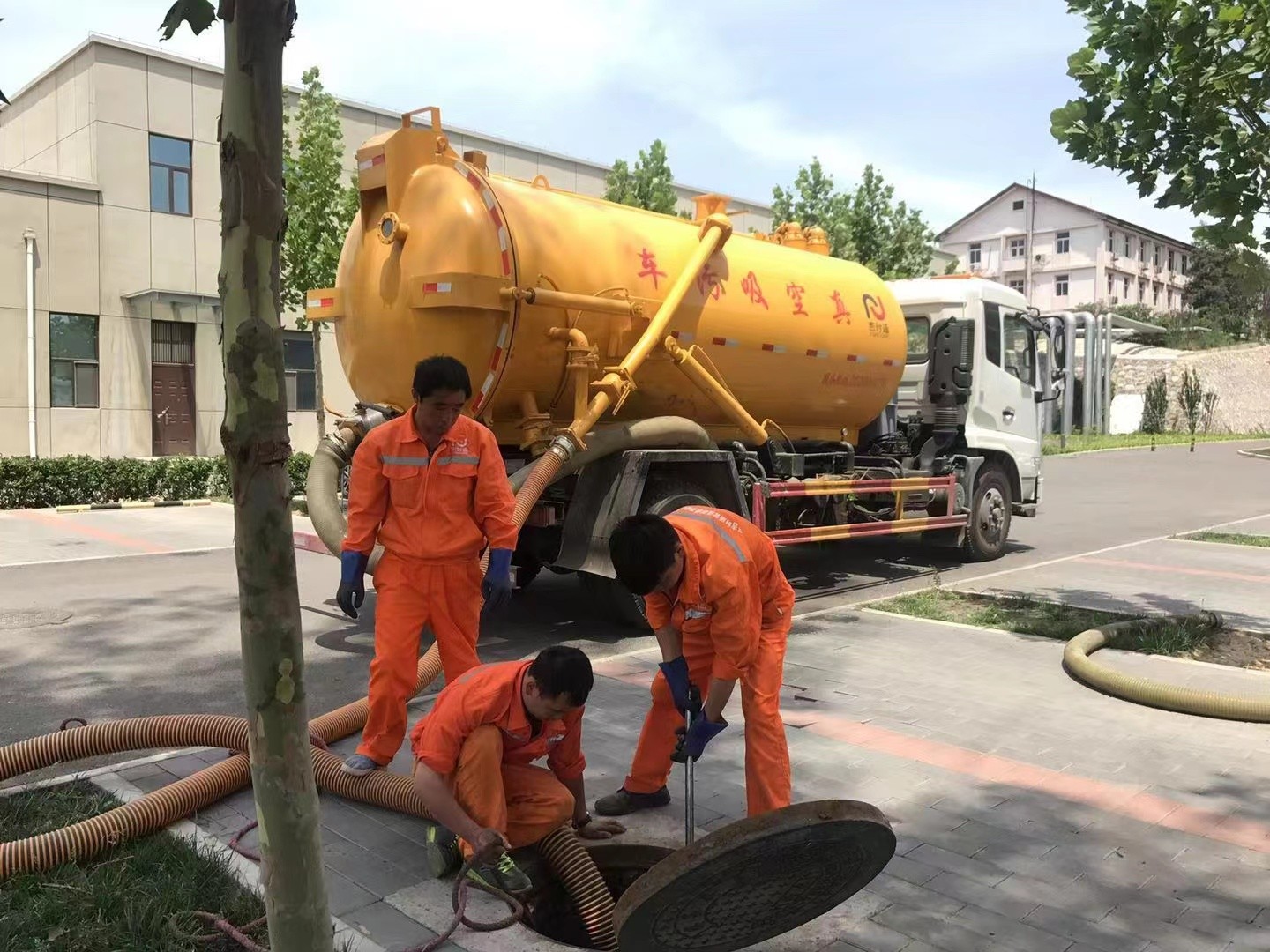 濠江化粪池清理与5-8吨吸粪车施工效率分析